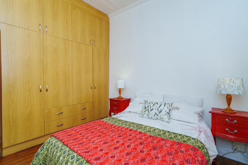 2 Bedroom Property for Sale in Harfield Village Western Cape